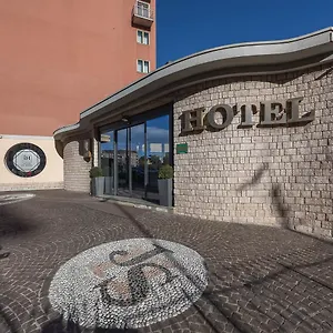 https://st-john.it-lombardy.com